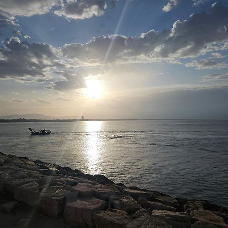 Terrazza A Nettuno E Chiesa Giubilare Santa Maria Goretti Dış mekan fotoğraf