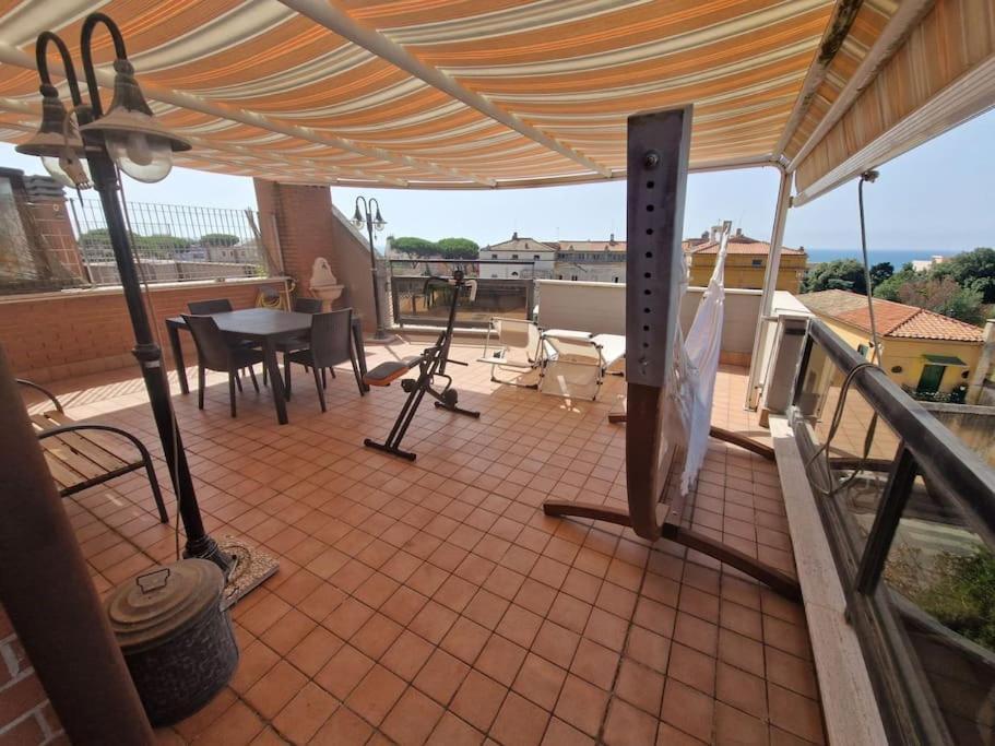 Terrazza A Nettuno E Chiesa Giubilare Santa Maria Goretti Dış mekan fotoğraf